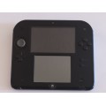 Nintendo 2DS + 4 Games (Pre-owned)