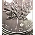 CANADA SILVER 5 DOLLAR 1OZ PURE SILVER .999 --MAPLE LEAF-- 2018 BRILLIANT UNC  COMES WITH CAPSULE