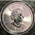CANADA SILVER 5 DOLLAR 1OZ PURE SILVER .999 --MAPLE LEAF-- 2018 BRILLIANT UNC  COMES WITH CAPSULE