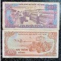 VIETNAM SET  2000 DONG 1988 & 200 DONG 1987 (1 BID TAKES ALL)