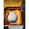 Exquisite Vintage Korean Crystalline Vase in its Own Box - True Radiance which has to be seen