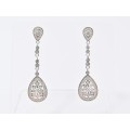 An Elegant pair of Zirconia Dangling  Drop Earrings in Sterling Silver.