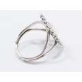 Stunning Vintage Design Open Ended Band Ring in Sterling Silver