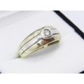 Lovely 9CT Gold & Diamond Ring