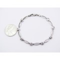 A Stunning Zirconia Tennis Bracelet in Sterling Silver