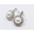 A Stunning! 18CT White Gold, Pearl & Diamond Earrings
