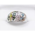 Exquisite! 18CT White Gold & Coloured Diamond Ring