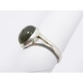 A Lovely Dainty Labradorite Ring in Sterling Silver