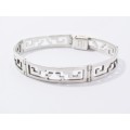 A Gorgeous Taxco Mexico Bracelet in Sterling Silver.