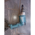 Makita screwdriver for roofs and drywalling