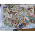 1000 X WORLD USED STAMPS OFF PAPER GREAT LOT SEE PICS