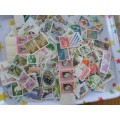 400 X WORLD STAMPS USED AND MINT NEAT LOT SEE PICKS