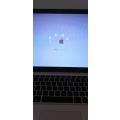 MacBook Pro 15-Inch Core i7 (Early 2011) - 2.2 GHz + MagSafe Charger