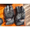 Berik Motorcycle Boots with Gloves