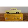 Dinky Renault 8  Die Cast Model i New in Box  1/43    Origenal Dinky Quantity Discount