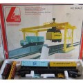 LIMA HO SCALE -  OPERATING CONTAINER TERMINAL (BOXED) - SEE FOTOS