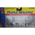 LIFE-LIKE HO SCALE - PEOPLE WALKING (NEW CARDED)
