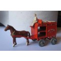 LESNEY, ENGLAND - HORSE DRAWN MILK FLOAT WITH METAL WHEELS IN GOOD CONDITION, SEE FOTOS