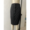 Country Road High Waisted Button front Pencil Skirt - Black - Size 8 fits a size 10