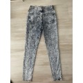 Acid Wash high waisted skinny jeans - size 10