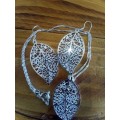Leaf Necklace and Earring Set!!