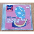 The Bees - Sunshine Hit Me CD/Album (2002 UK import) VG+/Ex