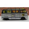 Volkswagen T1 Samba Bus musical Taxi 1/24 Maisto NEW+boxed  #2051 instant wheels