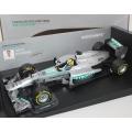 MERCEDES AMG Petronas W04 2013 #9 Rosberg 1/18 Minichamps  #8034 instant wheels