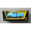 Ford F-100 Pick-up 1953 lt.blue 1/43 RoadSignature NEW+boxed  #5072 instant wheels