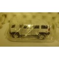 Hummer H3 2019 white 1/43 Welly NEW+reblistered  #5744 instant wheels