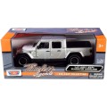 Jeep Gladiator Overland 2021 silver 1/27 (22 cm) MotorMax NEW+boxed   #2325 instant wheels