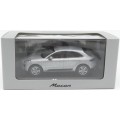 Porsche Macan 2013 silver 1/43 i-Minichamps NEW+boxed  #5790 instant wheels