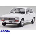Peugeot 504 1975 white 1/24 Welly NEW+boxed  #2206 instant wheels
