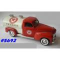 Dodge Tank Truck 1940 red/white 1/43 Solido NEW+reblistered  #5692 instant wheels