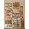 World Mix Lot - 17 Bank Notes  Please view images. Circulated condition