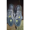 Protecto Utility safety shoe size 10