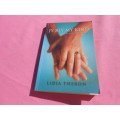 `Jy bly my kind`    `n Ware Verhaal.    Lidia Theron.    Soft cover.