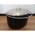 Large vintage Steel Enamel oval Pot - Judge ware
