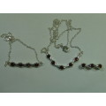 Vintage silver tone Necklace with Pendant, Bracelet and Brooch Set.  - red polished stones