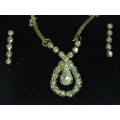 Vintage silver tone Necklace with Pendant and matching Earrings - in original display case