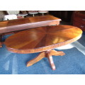 Walnut oval coffee Table, vintage - 100cm x 52cm x 44cm
