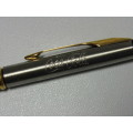Vintage Coca Cola Parker Pen, Ball Point in original Case, brushed metal and gold plated, mint cond.