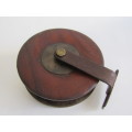 Large antique wooden Fishing Reel in excellent and working condition, 16cm diameter