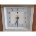 Vintage Temco art deco Electric Mantle Clock, wooden construction, excellent Working condition, 20cm