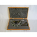 Vintage original Mitutoyo No.104-161 Micrometer in original wooden Case, Japan, Like new condition
