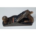Vintage STANLEY BAILEY N0.4 1/2 hand plane, made in England as per photo.