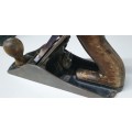 Vintage STANLEY BAILEY N0.4 1/2 hand plane, made in England as per photo.