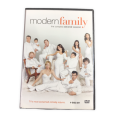 Modern Family The Complete Second Season DvD (Case damaged)