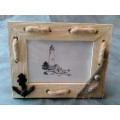 THIS IS SUCH A STUNNING WOODEN SEA THEMED PHOTO FRAME - BEAUTIFUL PIECE!!!!