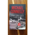 The Lincoln Lawyer (Mickey Haller #1) by Michael Connelly - Large Softcover